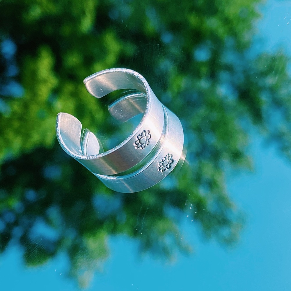 Flower ring